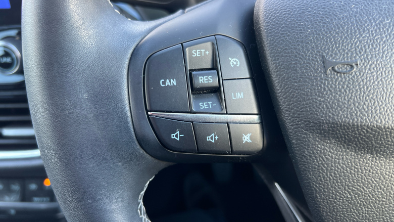 Ford Puma 1.0 EcoBoost Hybrid mHEV Titanium 5dr Petrol Hatchback